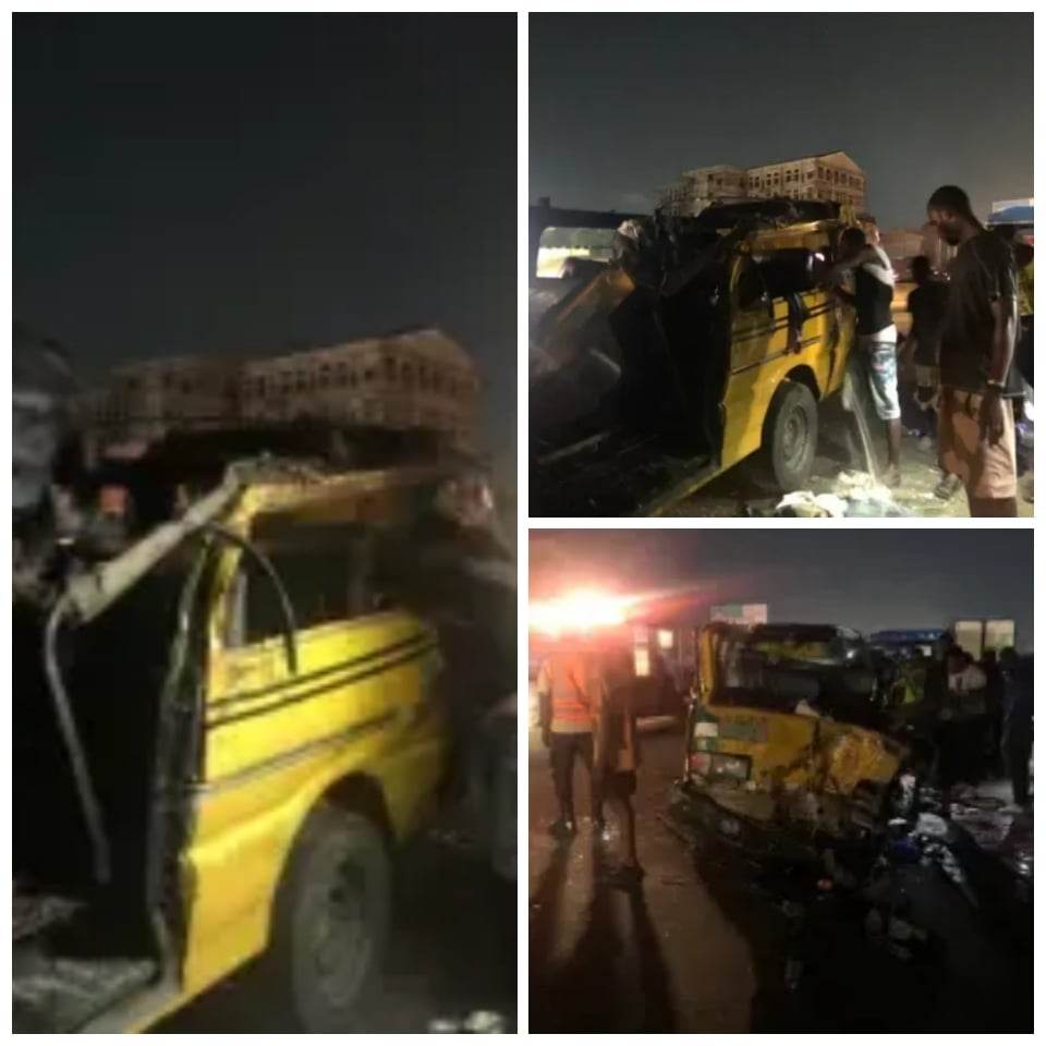 Sad: 18  Persons Feared Dead As Lagos Yellow Bus Split Into 2, After Head-on Collusion With Trailer