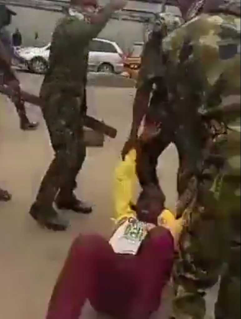 Irate Soldiers Beat LASTMA Officials Blue- Black At Ojota