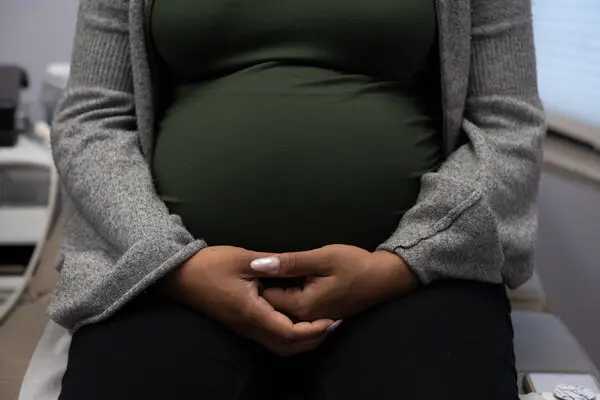 He Said Just The ‘Tip’, But Now I’m Pregnant; University Fresher Narrates Sudden Life Trajectory