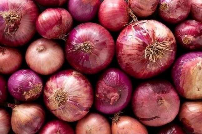 How Rubbing Onions On Your Face Frequently Can Enhance Facial Texture, Even Out Skin Tone