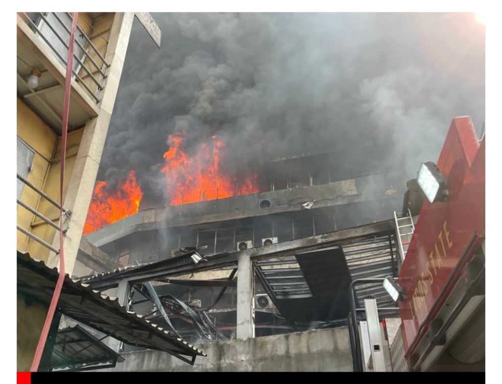 Umuigbo Decries Loss Of Livelihood As Fire Guts 10-storey Mandilas Building In Lagos Island