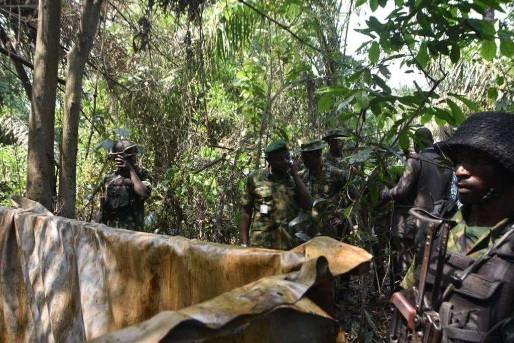 6 Arrested As Nigerian Army Bust Large Scale Illegal Oil Bunkering Site In Etche With 19 Reservoirs, Containing 3M Liters